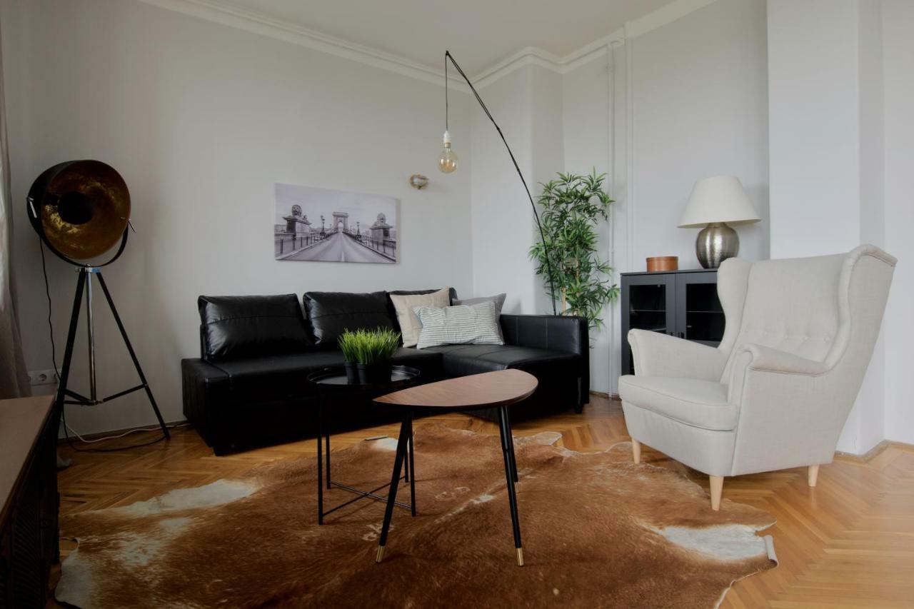 Standard Apartment By Hi5 - Incredible View With Terrace Budapest Eksteriør billede