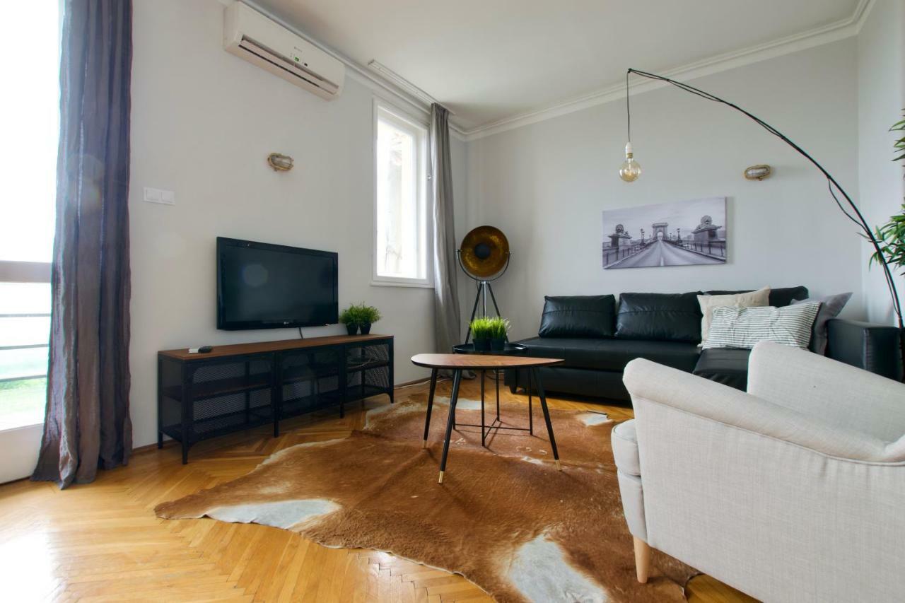 Standard Apartment By Hi5 - Incredible View With Terrace Budapest Eksteriør billede