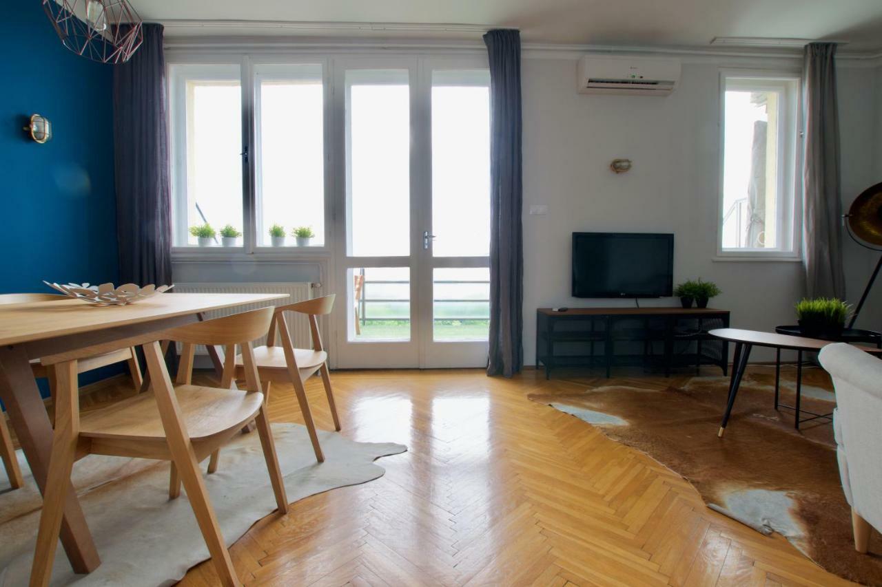 Standard Apartment By Hi5 - Incredible View With Terrace Budapest Eksteriør billede