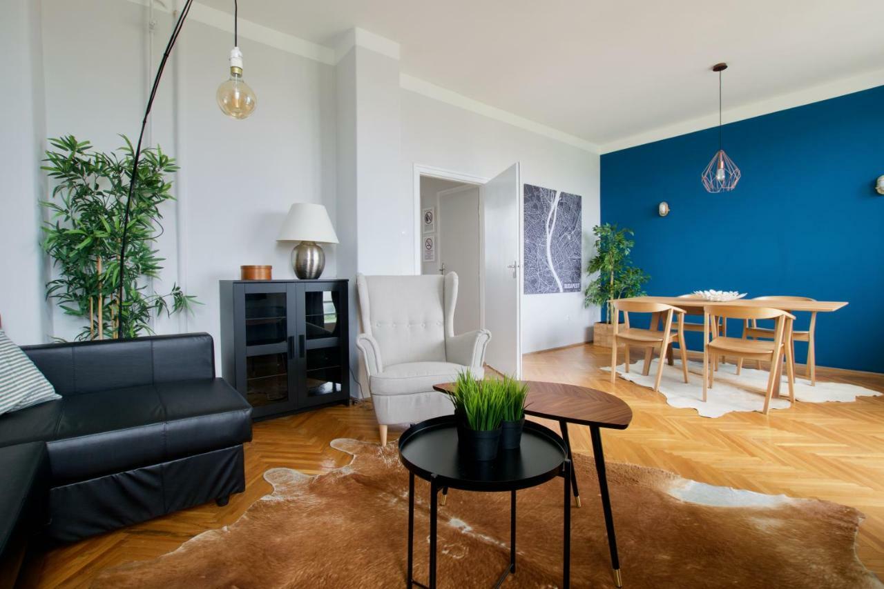 Standard Apartment By Hi5 - Incredible View With Terrace Budapest Eksteriør billede